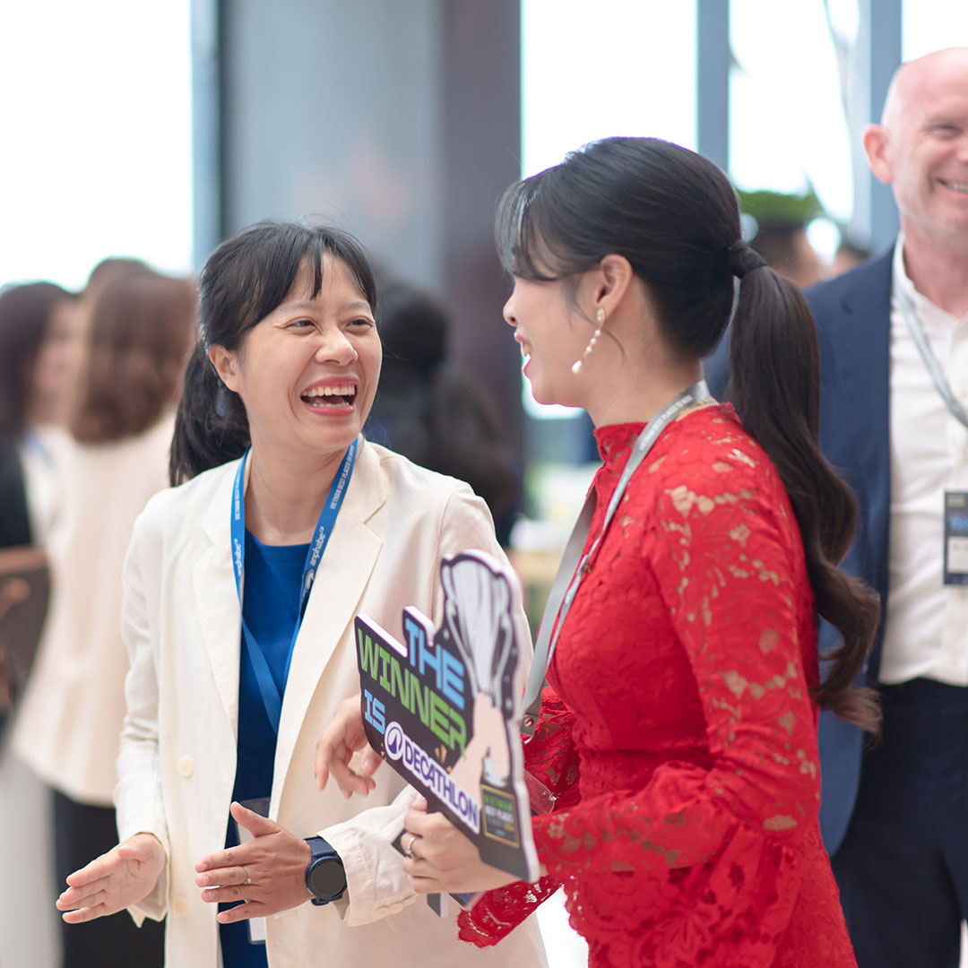  Tiệc trà & giao lưu